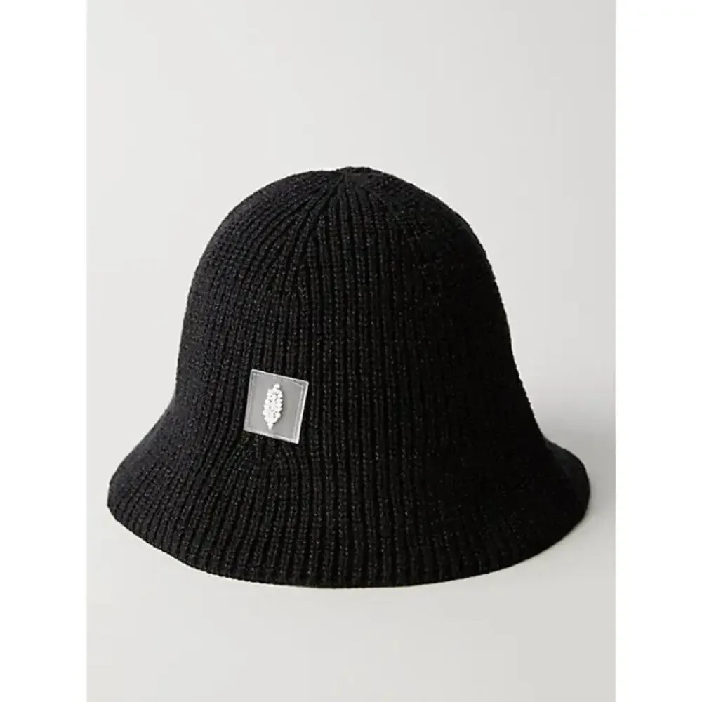 NWT Free‎ People Reflective Bell Beanie Black